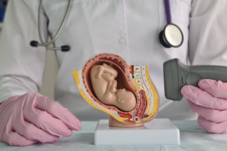 Dra. Thaline Neves utiliza a medicina fetal para oferecer diagnósticos precisos, trazendo esperança e cuidado para gestantes e seus bebês.