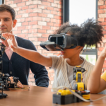 Para Sérgio Bento De Araújo, a robótica educacional transforma criatividade e lógica em motores da formação de novos talentos.