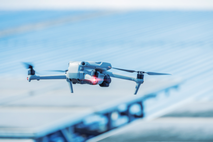 Drones ampliam o debate sobre vigilância e métodos construtivos de dutos, trazendo mais controle, segurança e eficiência às operações, como destaca Paulo Roberto Gomes Fernandes.